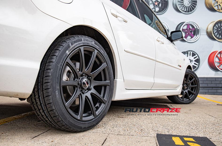 MAZDA-3-CARBINE-BLACK-SUEDE
